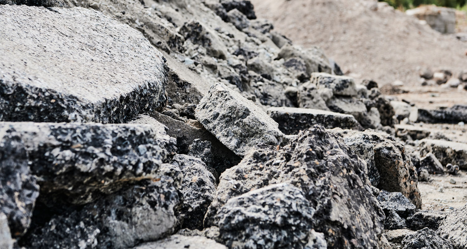 Gebrocherner Straßenbelag, Sigrun Strangmann Photography